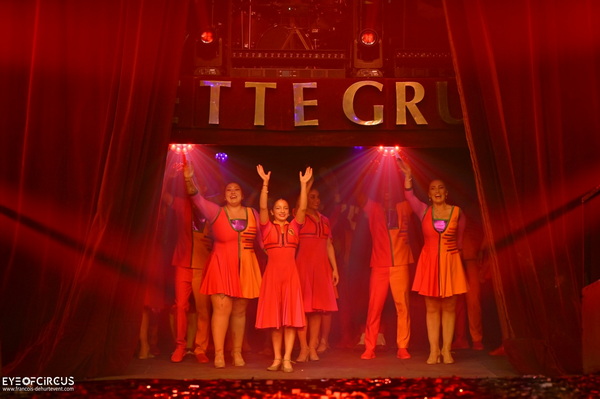 ARLETTE GRUSS "ETERNEL": Le foto dello show