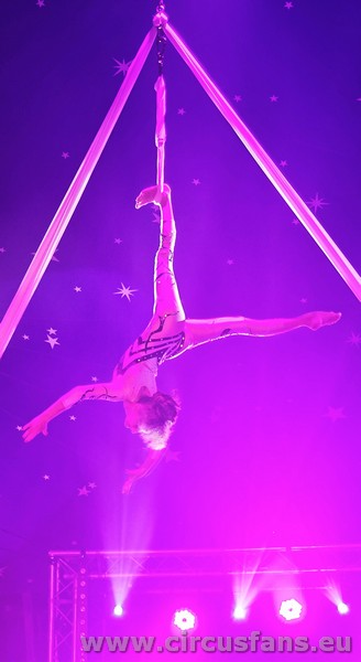 CIRQUE HELVETIA SPETTACOLO 2024: RECENSIONE E FOTO