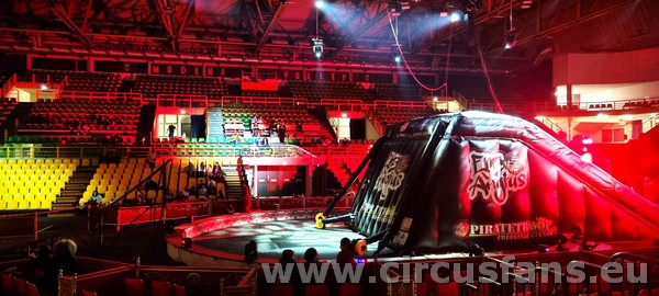 CIRCO MEDRANO: LE FOTO DELLO SHOW 22