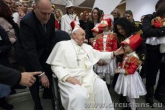 Papa-Francesco-e-il-Circo-09