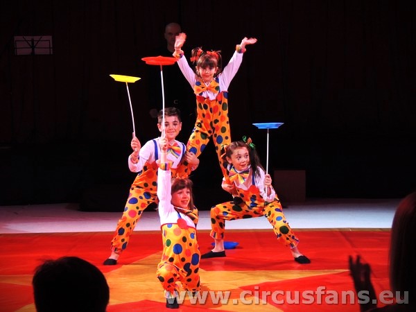 PICCOLO CIRCO DEI SOGNI foto dei saggi 23