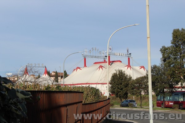 CIRCO ROLANDO ORFEI: foto esterni Roma