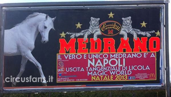 CIRCO MEDRANO: LE AFFISSIONI PER IL NATALE A NAPOLI