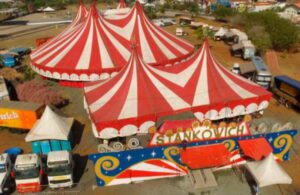 CIRCO STANKOWICH - il circo entra in casa