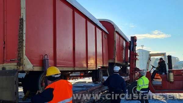 IL CIRCO AMERICANO IN TRENO