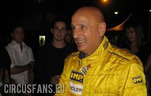 L ULTIMO SALUTO A HOLER TOGNI