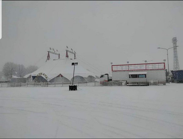 IL CIRCO ALEX MEDINI SOTTO LA NEVE