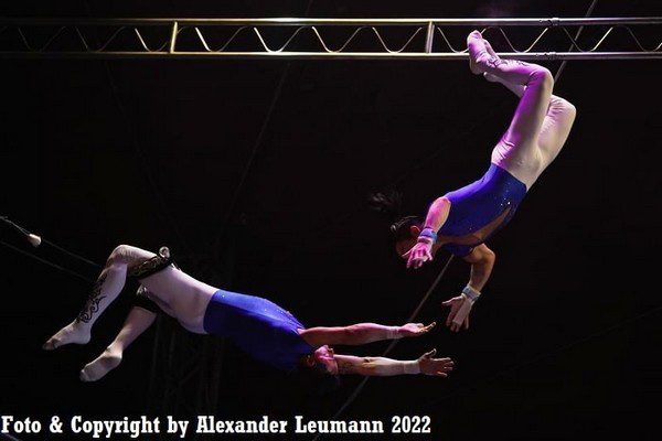 I FLYING MILLA AL CIRCO ARBELL
