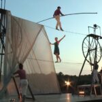 Aspettando Lunathica i funamboli di Cirque Rouages tra musica e poesia