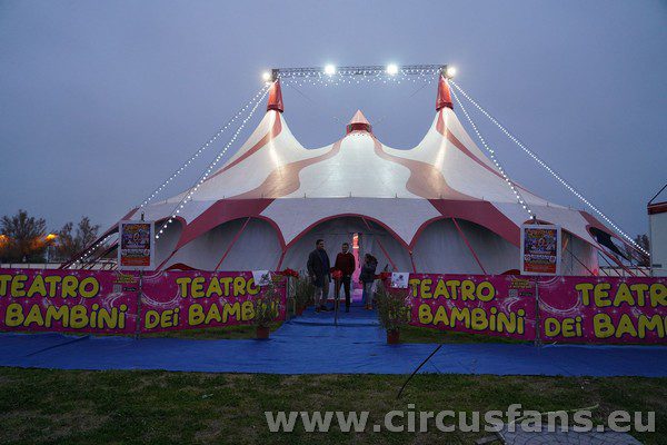 CHRISTMAS CIRCUS SHOW A RIMINI PER NATALE 2023