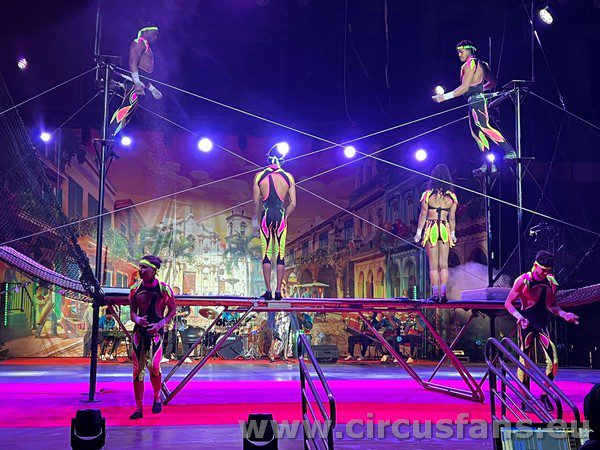 CIRCO NACIONAL DE CUBA by MEDRANO: foto in anteprima