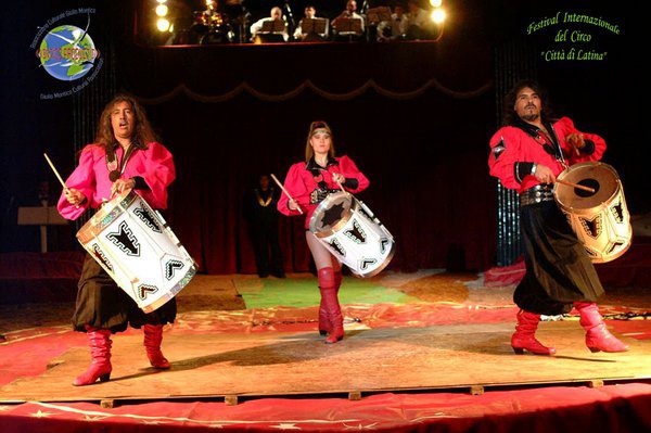 ALMANACCO 2° INTERNATIONAL CIRCUS FESTIVAL OF ITALY - EDIZIONE 2000