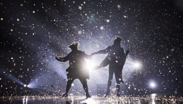 Torna in Italia lo chapiteau del Cirque du Soleil con Alegria in a New Light