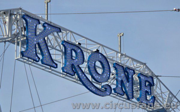 CIRCUS KRONE ROSENHEIMER WEIHNACHTSCIRCUS: esterni