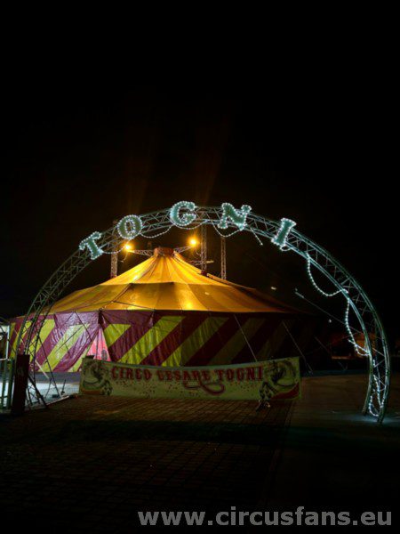 CIRCO CESARE TOGNI 2025: RECENSIONE E FOTO SHOW