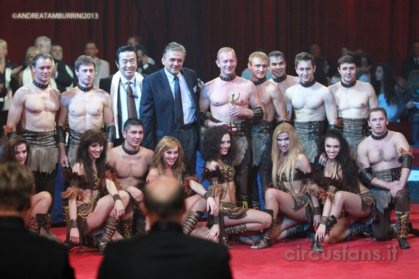 https://www.circusfans.eu/wp-content/uploads/backup/images_latinaAtamburrinipremiazione_2013_06.jpg