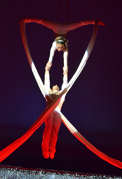 https://www.circusfans.eu/wp-content/uploads/backup/images_lidiatogni2013napoli03.jpg